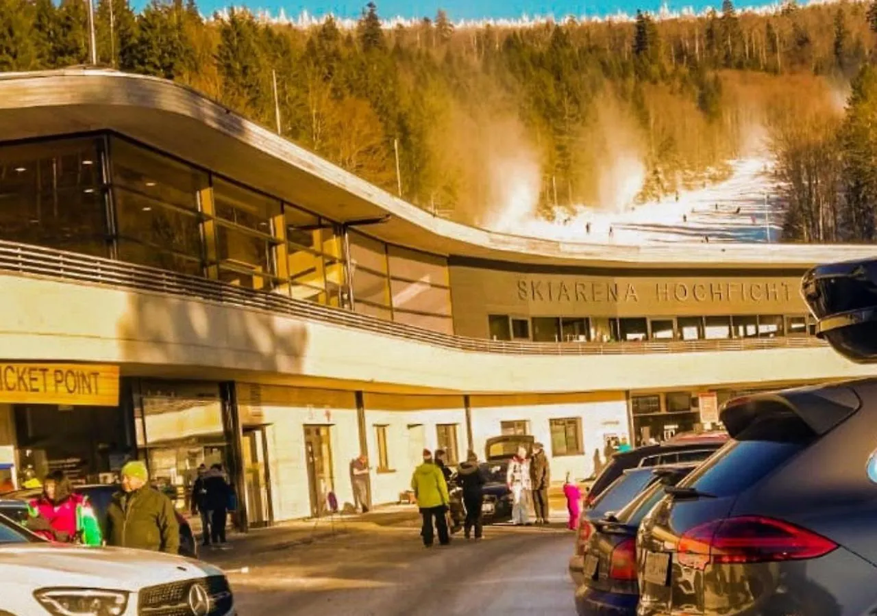 Ferien- Und Businesswohnung Sonnentor Dreilaendereck Im Zweiten Stock 0*, Sonnen Germany